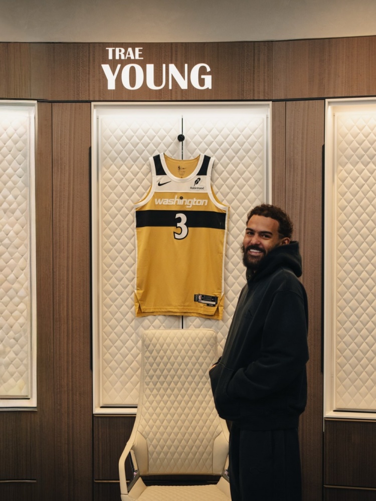 特雷·杨社媒自宣更换球衣号码！从11号换为3号！