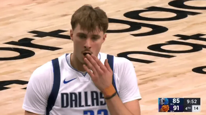 life-leyu.com-弗拉格抱怨裁判未吹哨：防守球员狠狠地打中了我的嘴巴